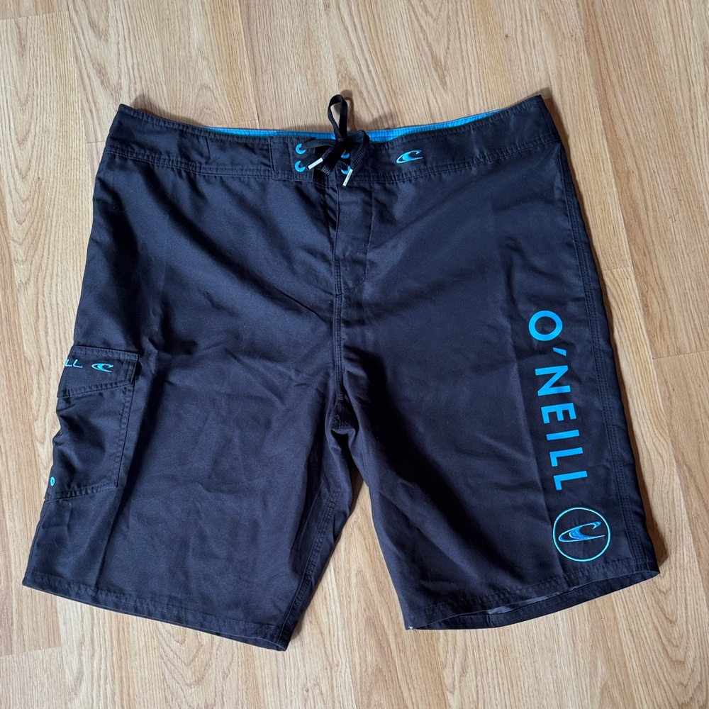 O'Neill NEW size 36 NWOT Black and Blue Board Shorts